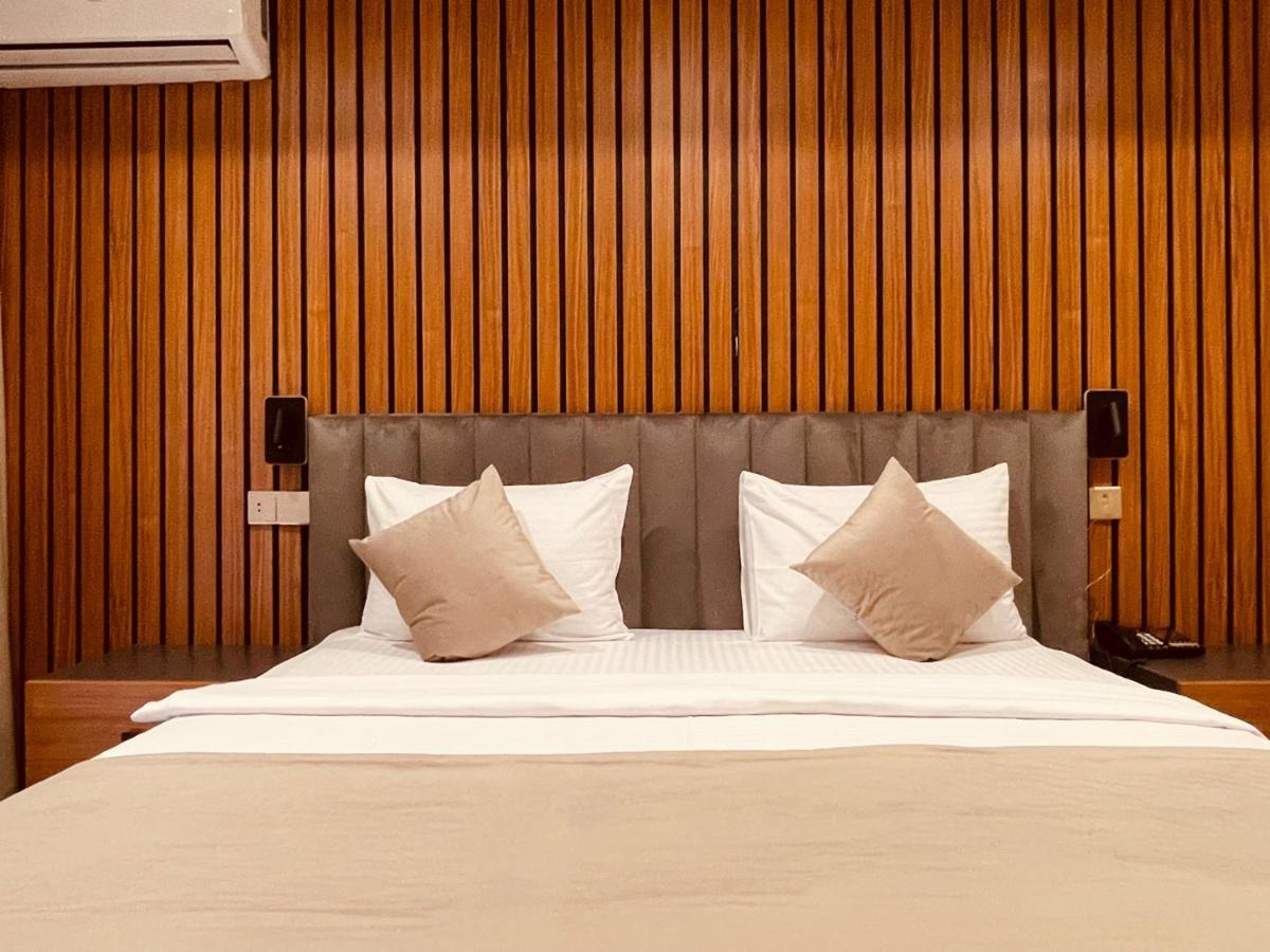Eleven Hotel باكو المظهر الخارجي الصورة
