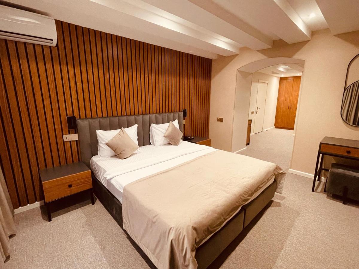 Eleven Hotel باكو المظهر الخارجي الصورة